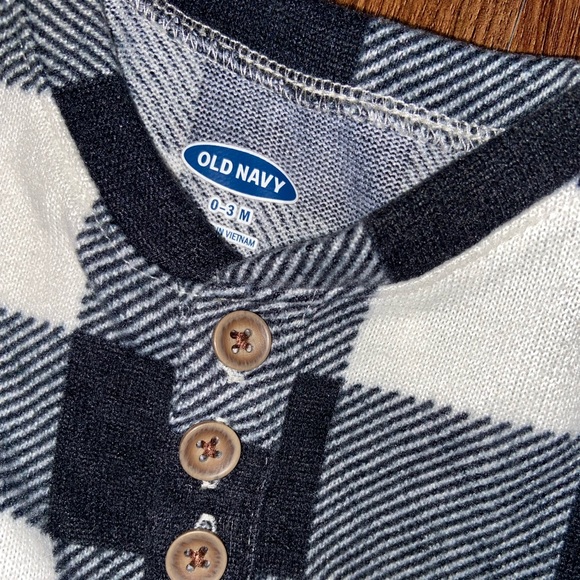 black & white 0-3 months long sleeve tee - Picture 2 of 2